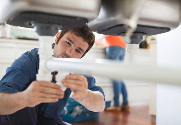 Best Hot Water Heater Installation  in Wolcott, IN